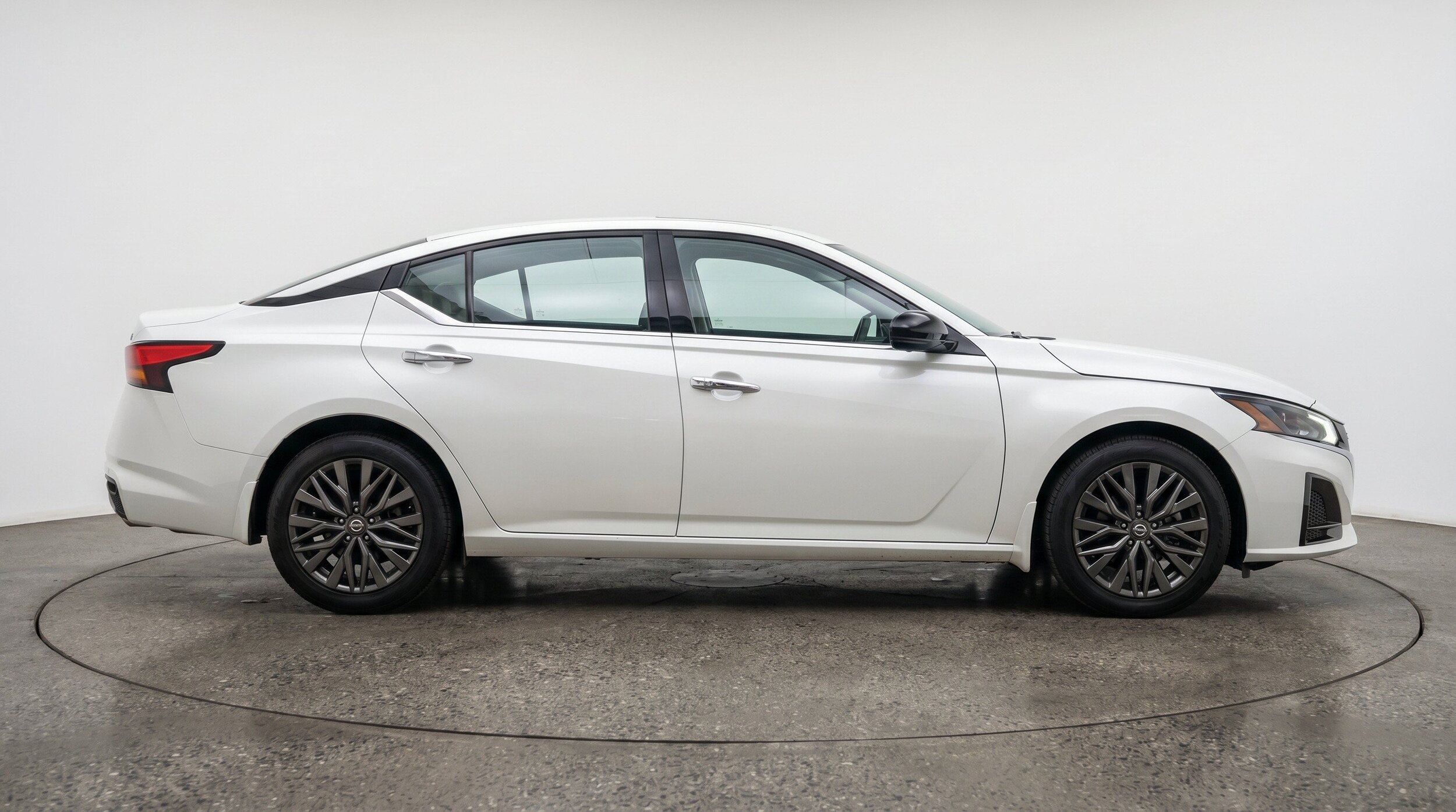 Thumbnail: 2025 Nissan Altima - 11