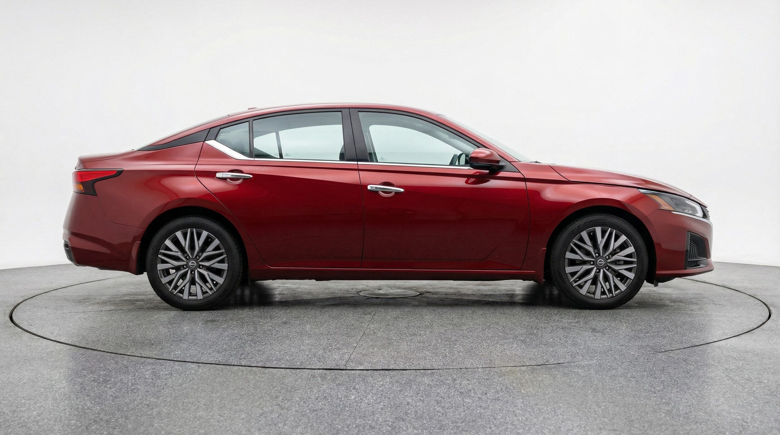 Thumbnail: 2025 Nissan Altima - 8