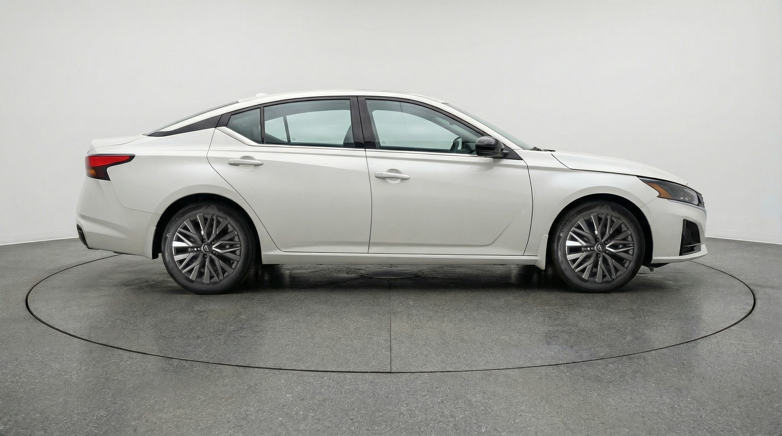 Thumbnail: 2025 Nissan Altima - 8