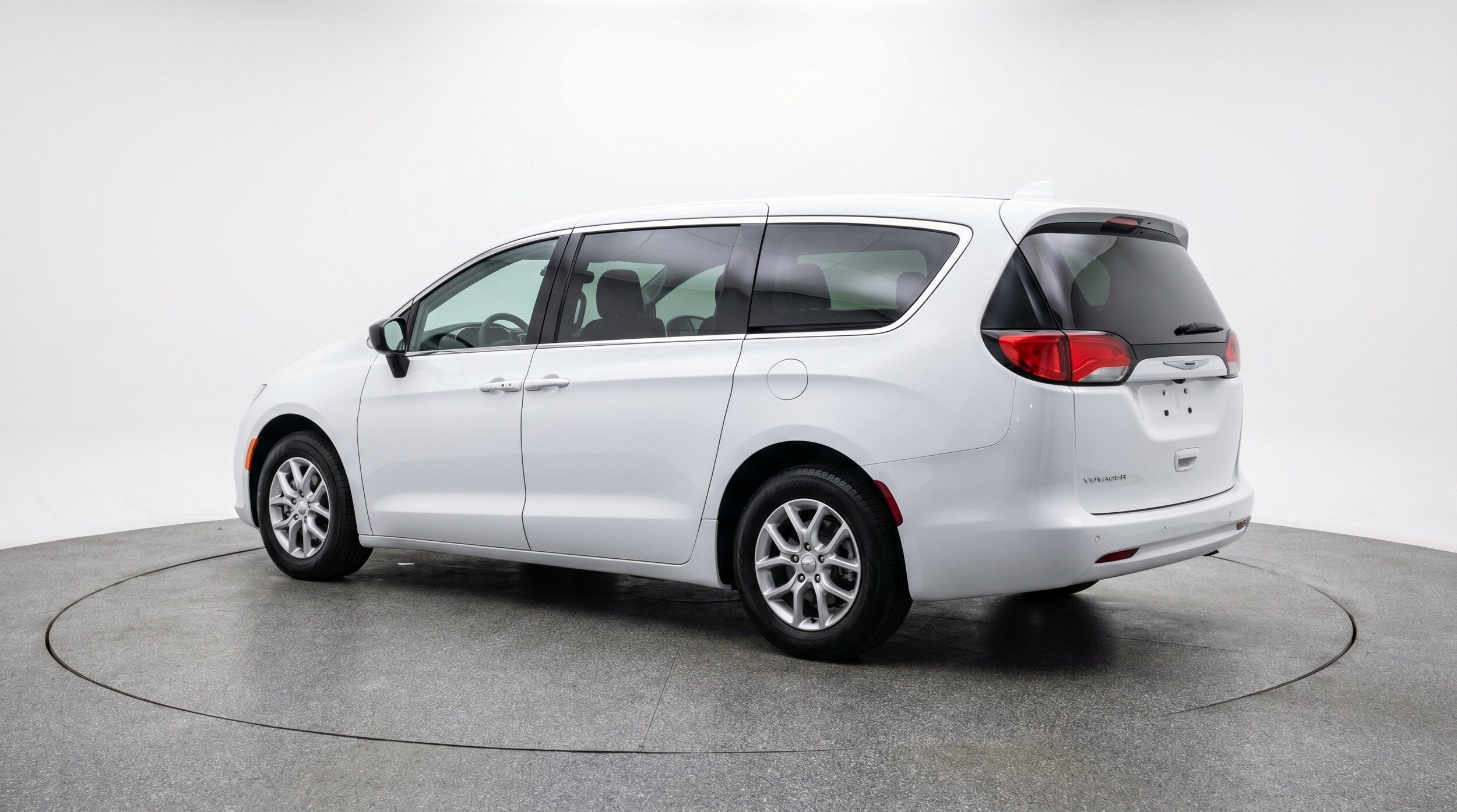 Thumbnail: 2024 Chrysler Voyager - 6