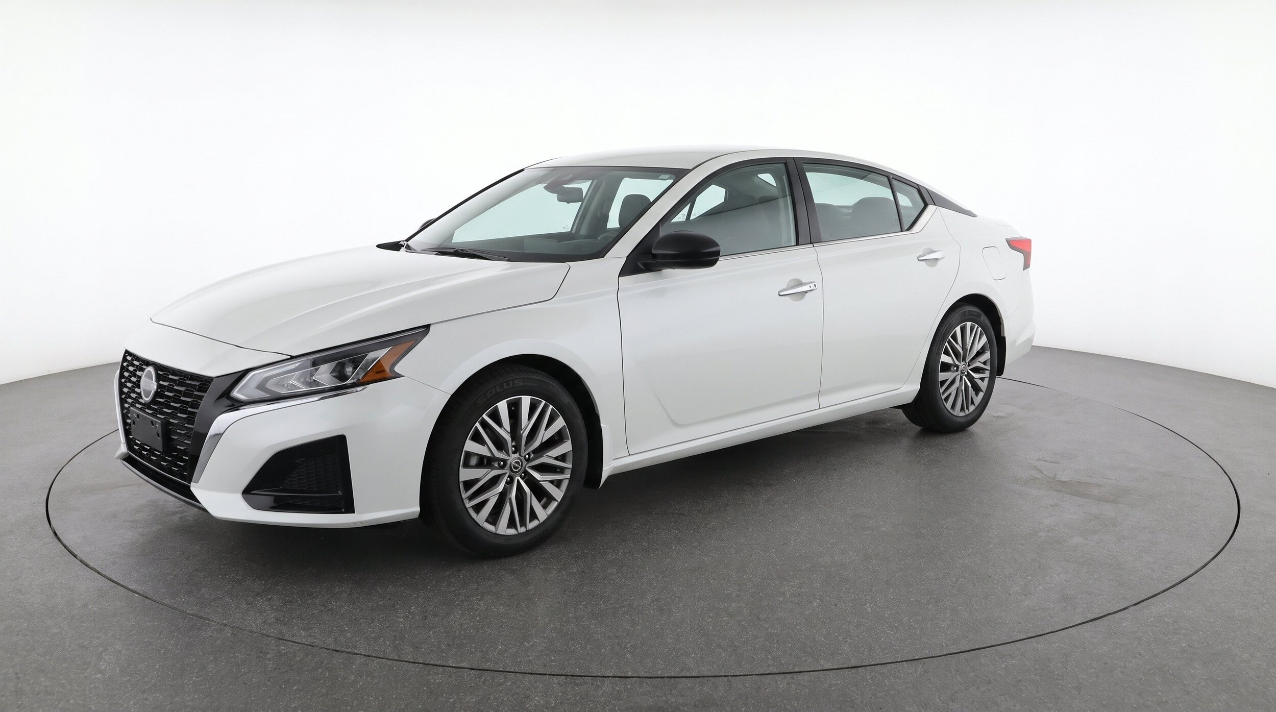 Thumbnail: 2025 Nissan Altima - 3