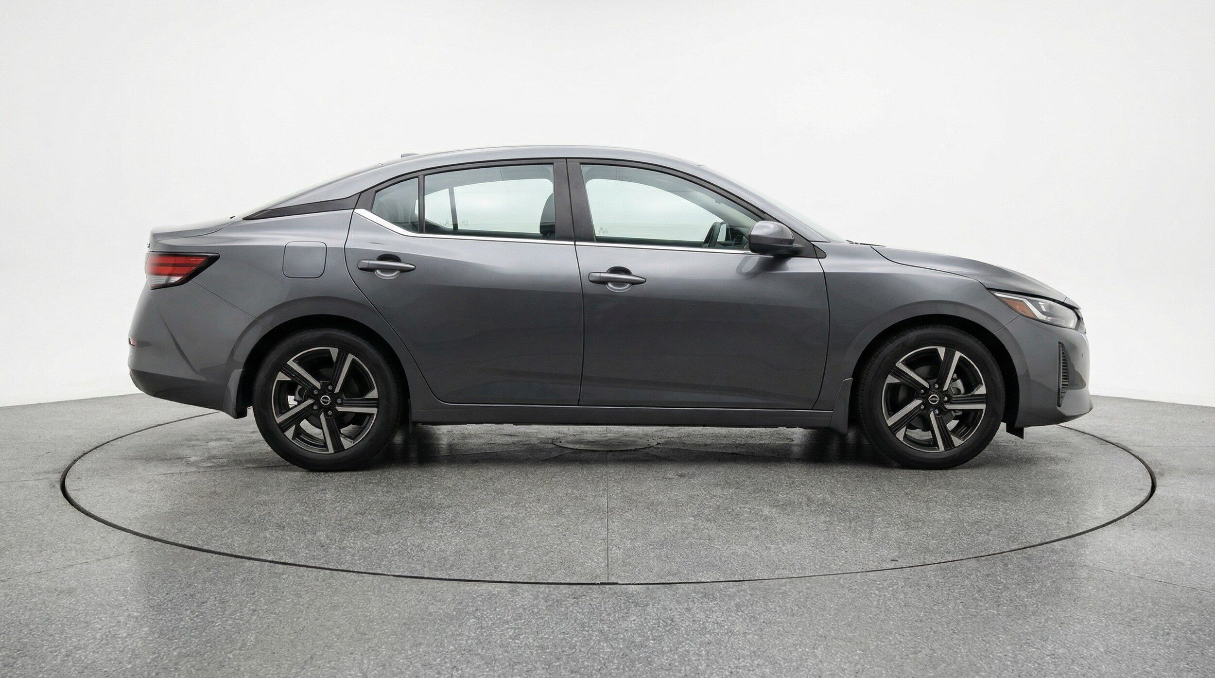 Thumbnail: 2025 Nissan Sentra - 8
