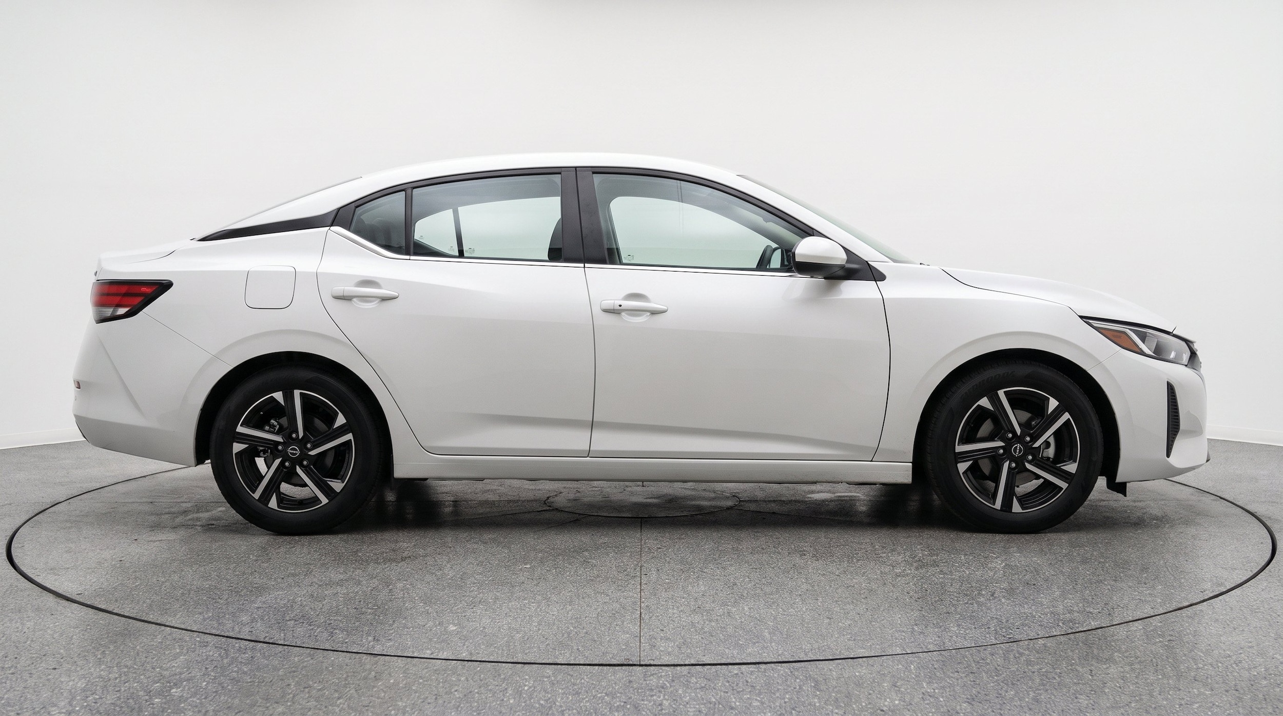 Thumbnail: 2025 Nissan Sentra - 11
