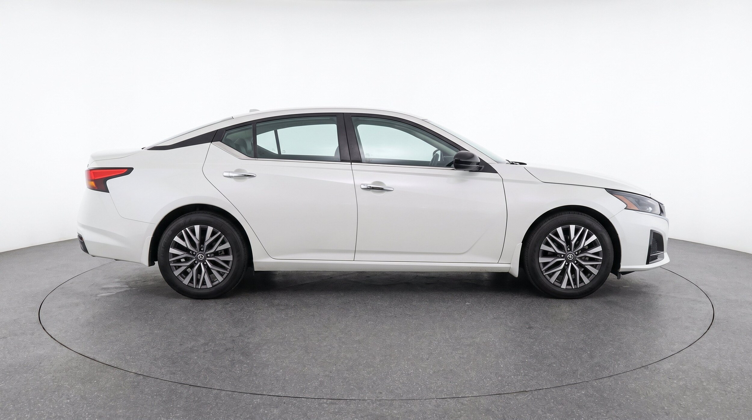 Thumbnail: 2025 Nissan Altima - 11