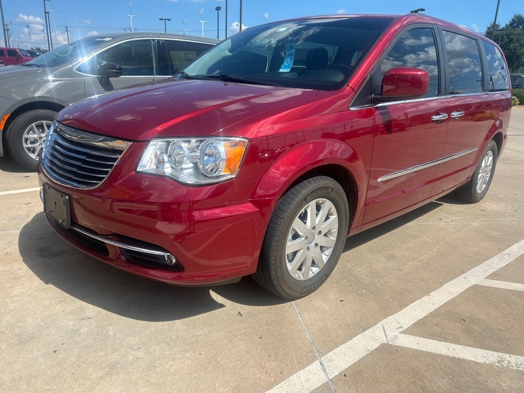 Used 2015 Chrysler Town & Country Touring with VIN 2C4RC1BGXFR627124 for sale in Norman, OK