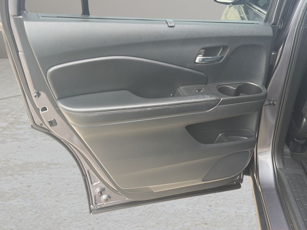 2022 Honda Pilot EX-L - Photo 27