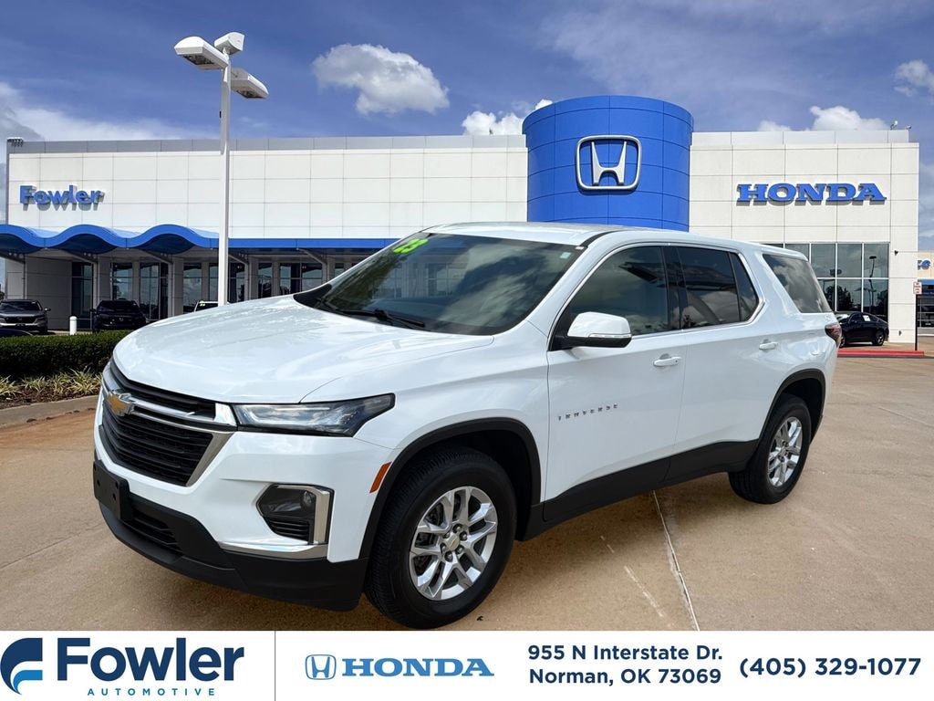 Used 2023 Chevrolet Traverse LS w/1LS SUV