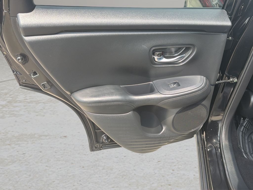 2025 Honda HR-V LX - Photo 24