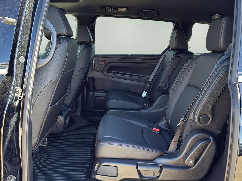 2026 Honda Odyssey Sport L - Photo 15
