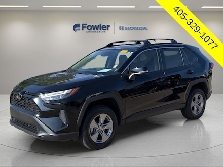 2025 Toyota RAV4 XLE SUV