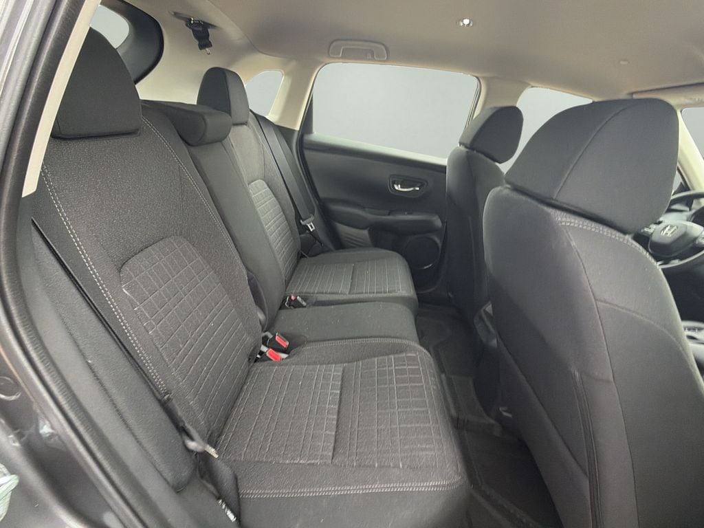 2025 Honda HR-V LX - Photo 12