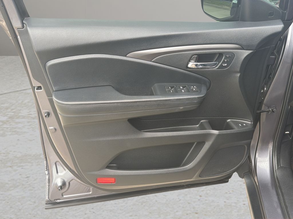 2022 Honda Pilot EX-L - Photo 28