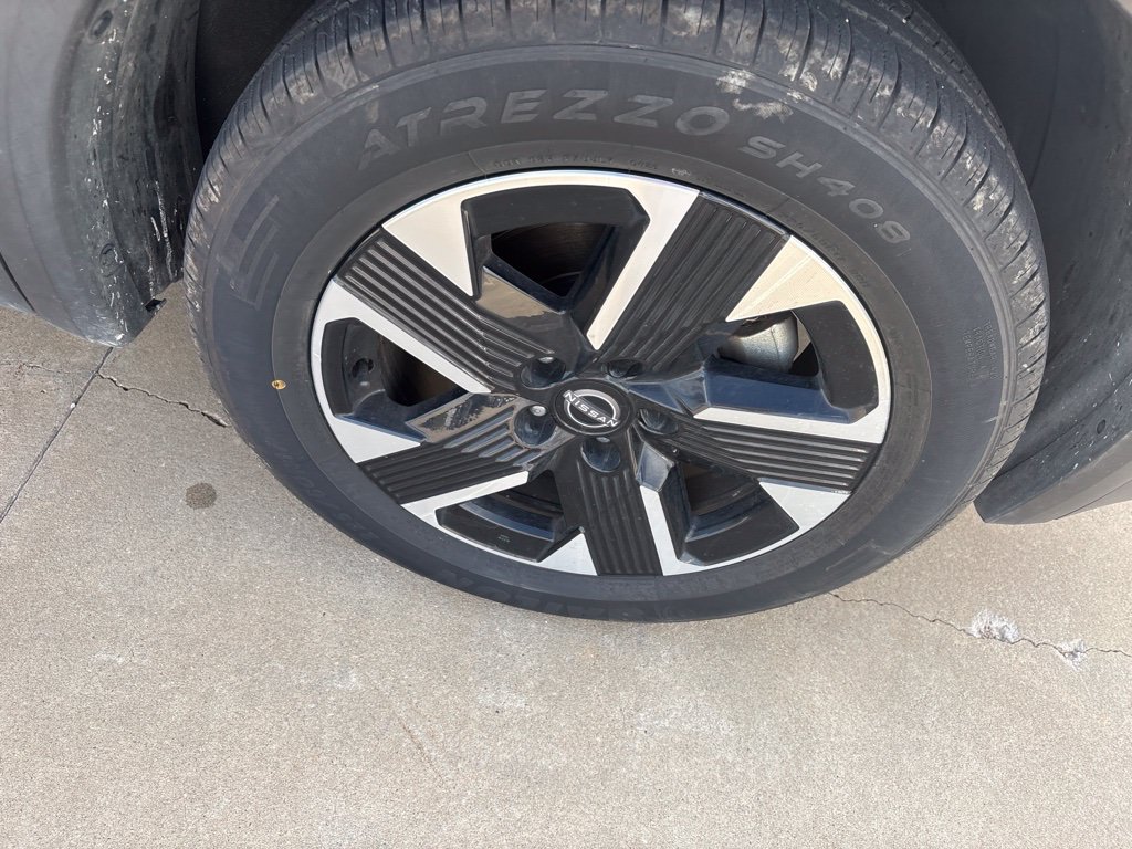 Used 2025 Nissan Kicks SV SUV
