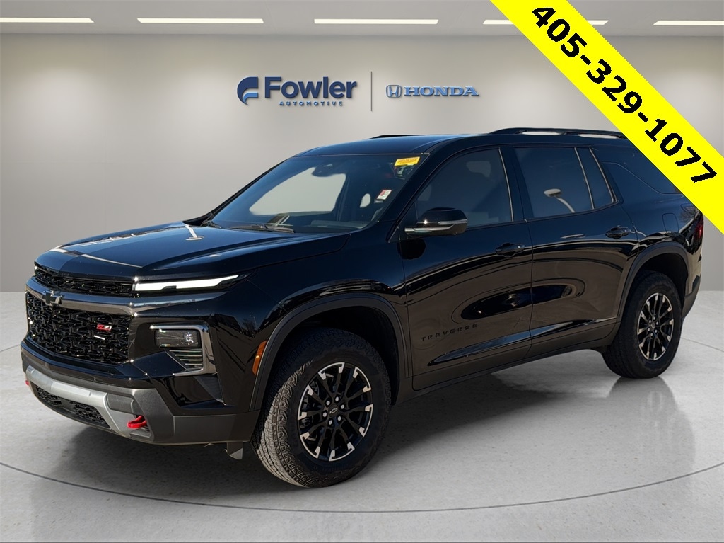 Used 2025 Chevrolet Traverse Z71 SUV