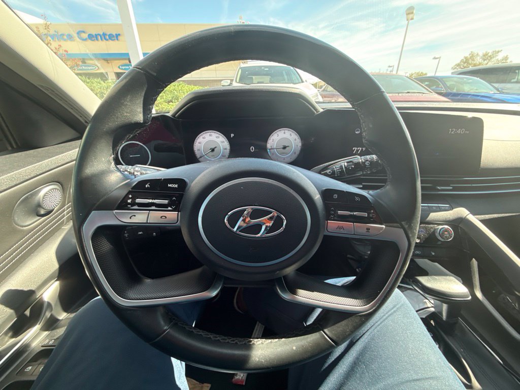 Used 2022 Hyundai Elantra Limited Sedan
