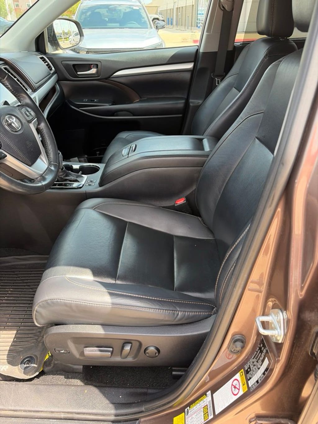Used 2019 Toyota Highlander Hybrid XLE V6 SUV