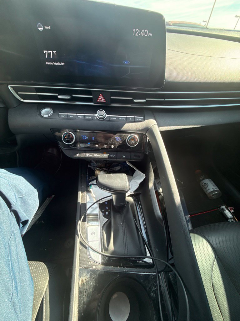 Used 2022 Hyundai Elantra Limited Sedan