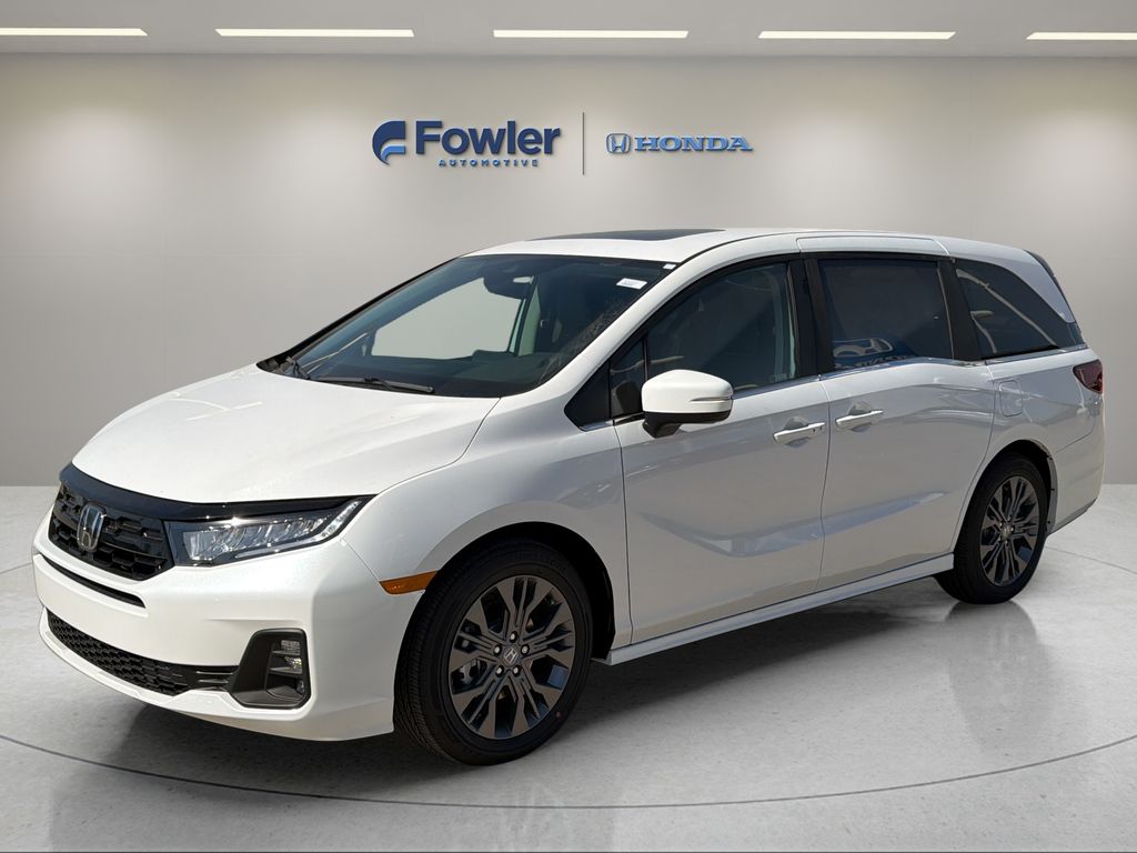 2026 Honda Odyssey Touring's photo