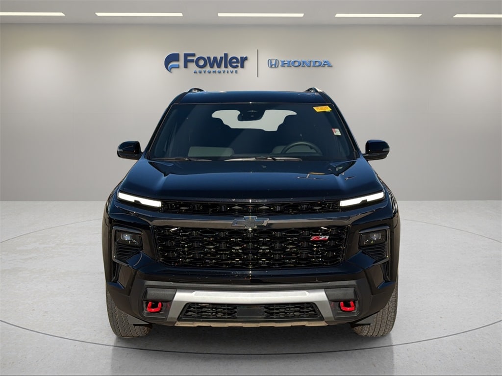 Used 2025 Chevrolet Traverse Z71 SUV