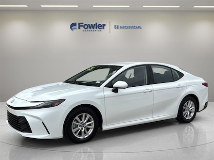 2025 Toyota Camry LE Sedan