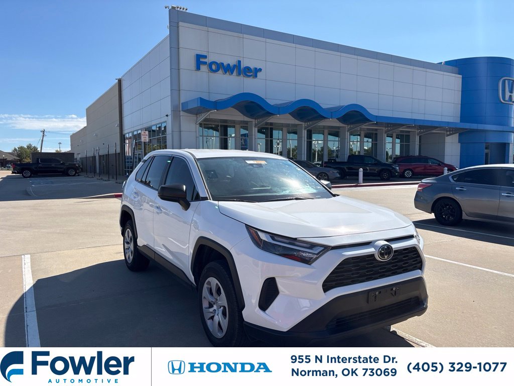 2025 Toyota RAV4 LE SUV