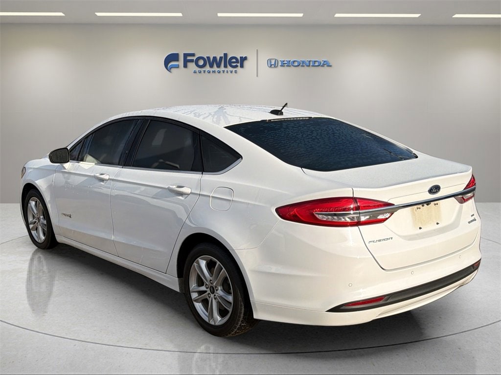 Used 2018 Ford Fusion Hybrid SE Sedan