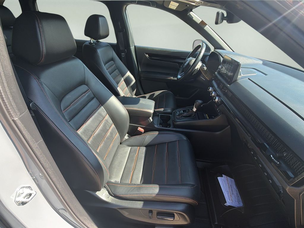 2025 Honda CR-V Sport Touring - Photo 10