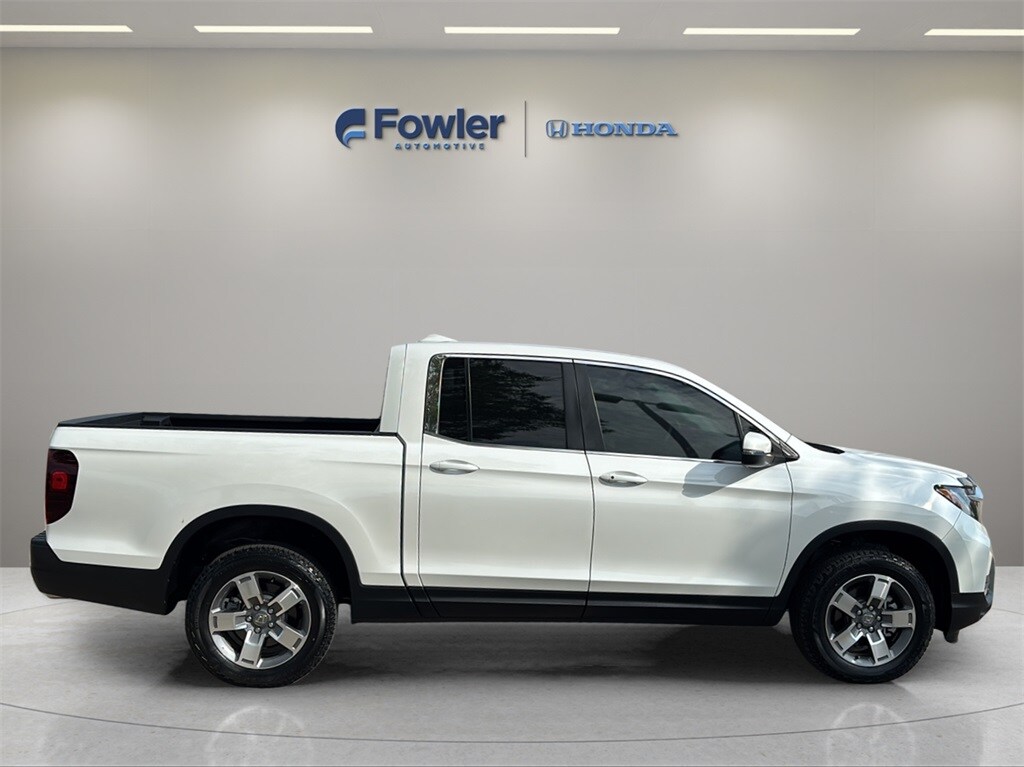 2025 Honda Ridgeline RTL photo 4