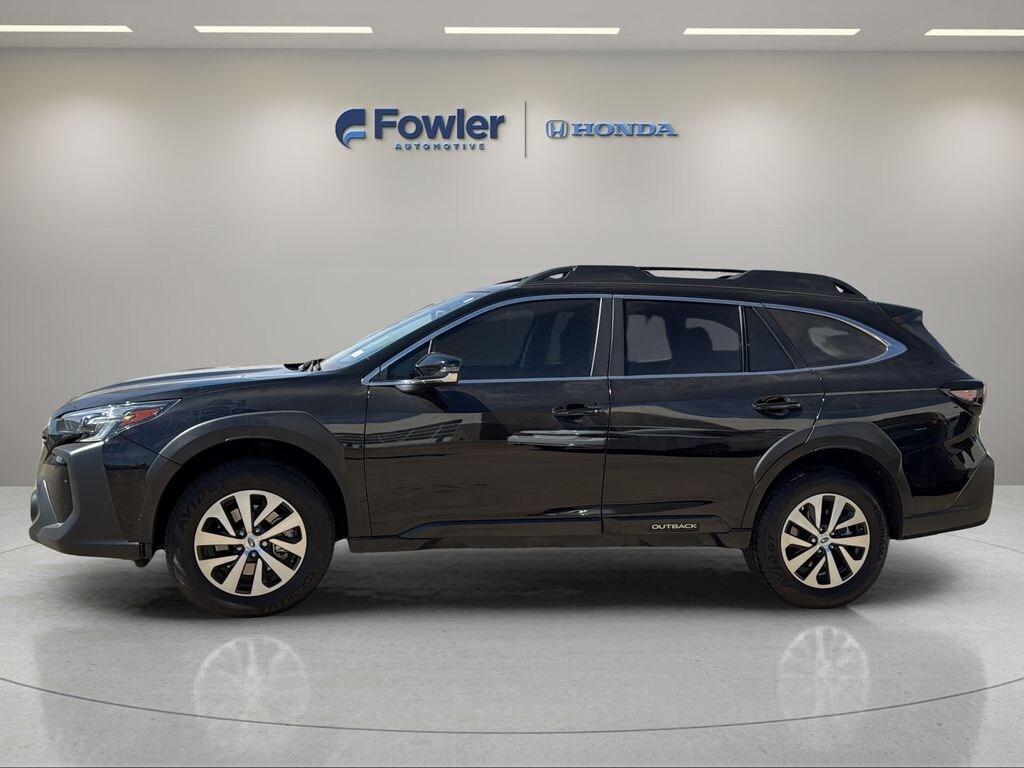 Used 2025 Subaru Outback Premium SUV