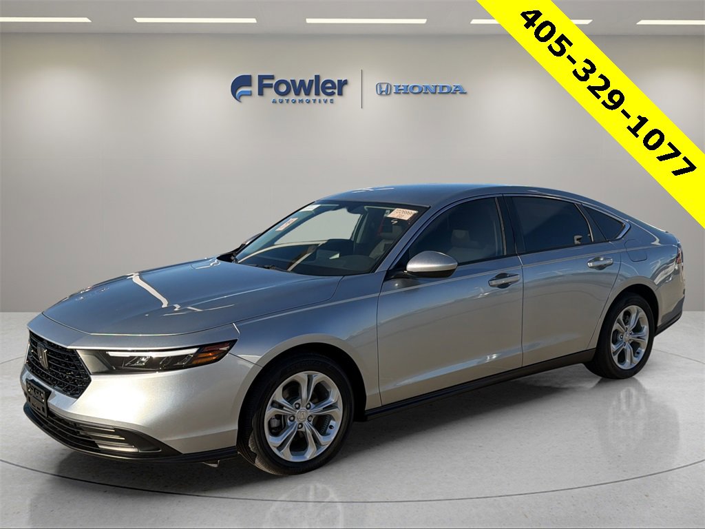 2024 Honda Accord LX's photo