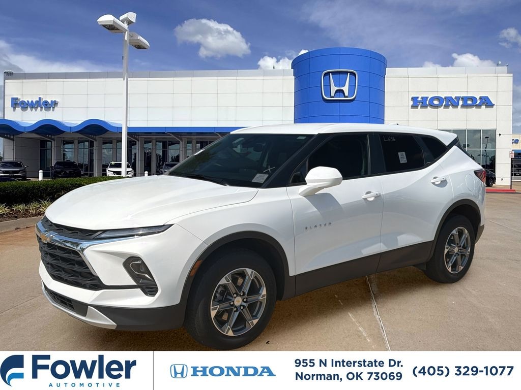 Used 2025 Chevrolet Blazer LT w/2LT SUV