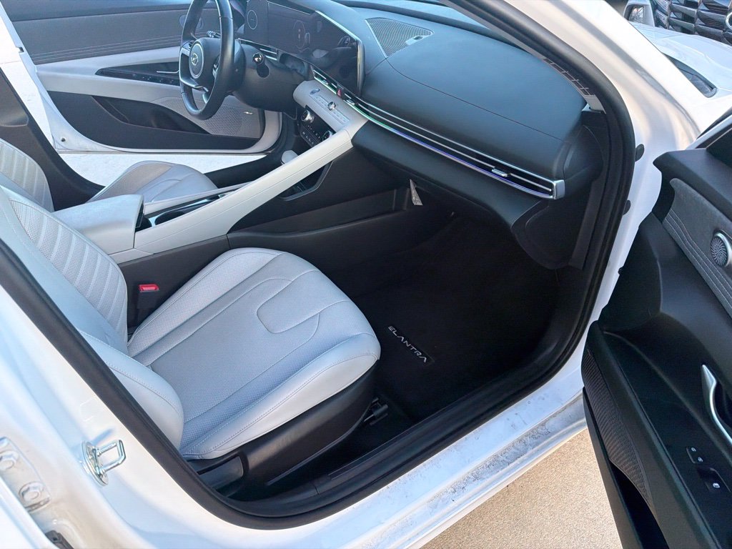 Used 2023 Hyundai Elantra HEV Limited Sedan