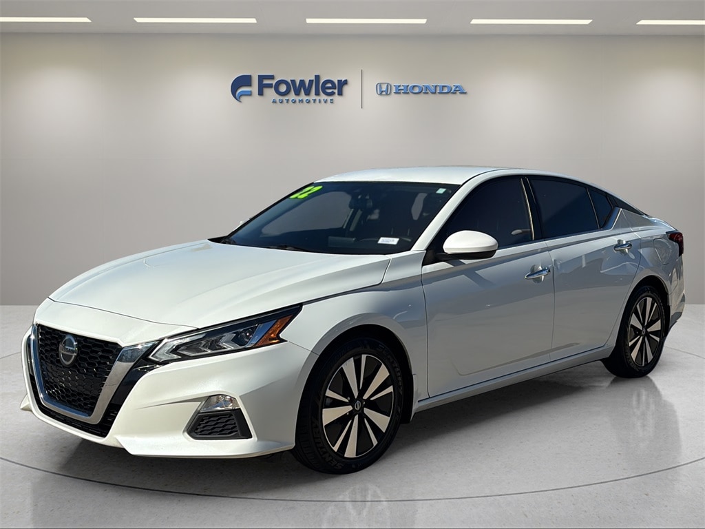 2022 Nissan Altima SV