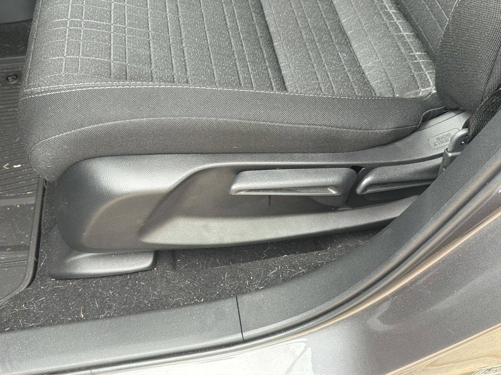 2025 Honda HR-V LX - Photo 20
