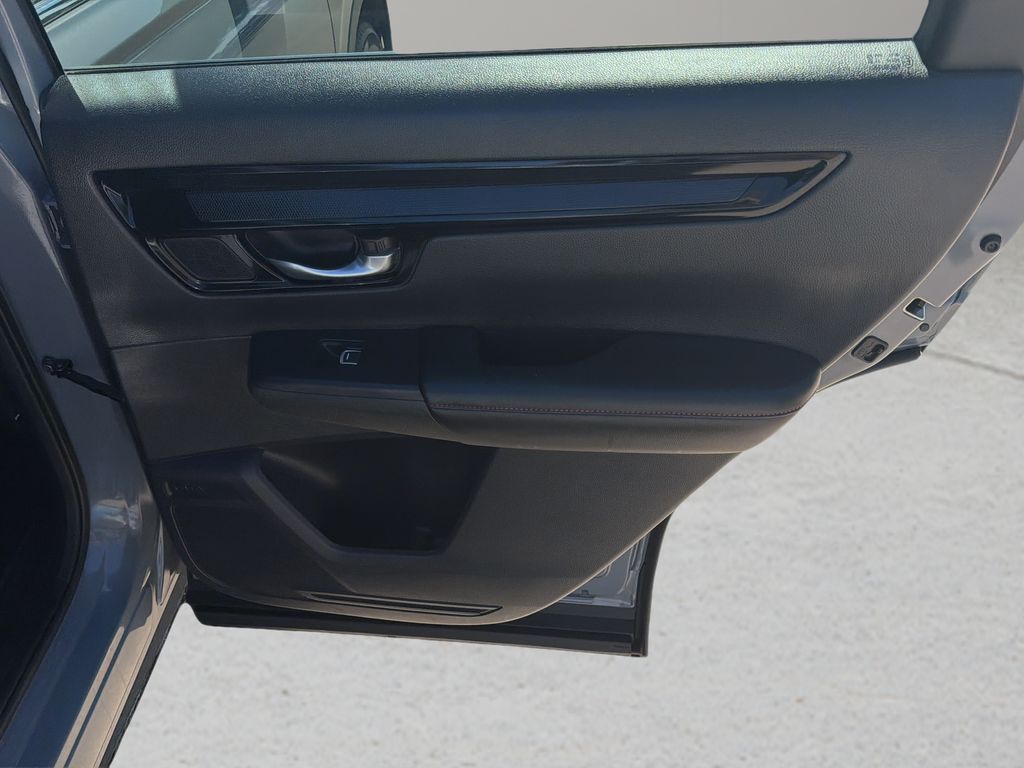 2025 Honda CR-V Sport Touring - Photo 11