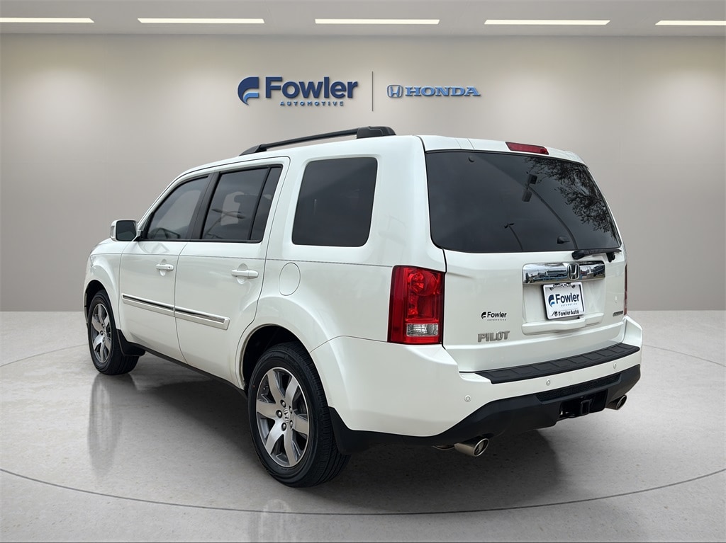 Used 2015 Honda Pilot Touring FWD SUV