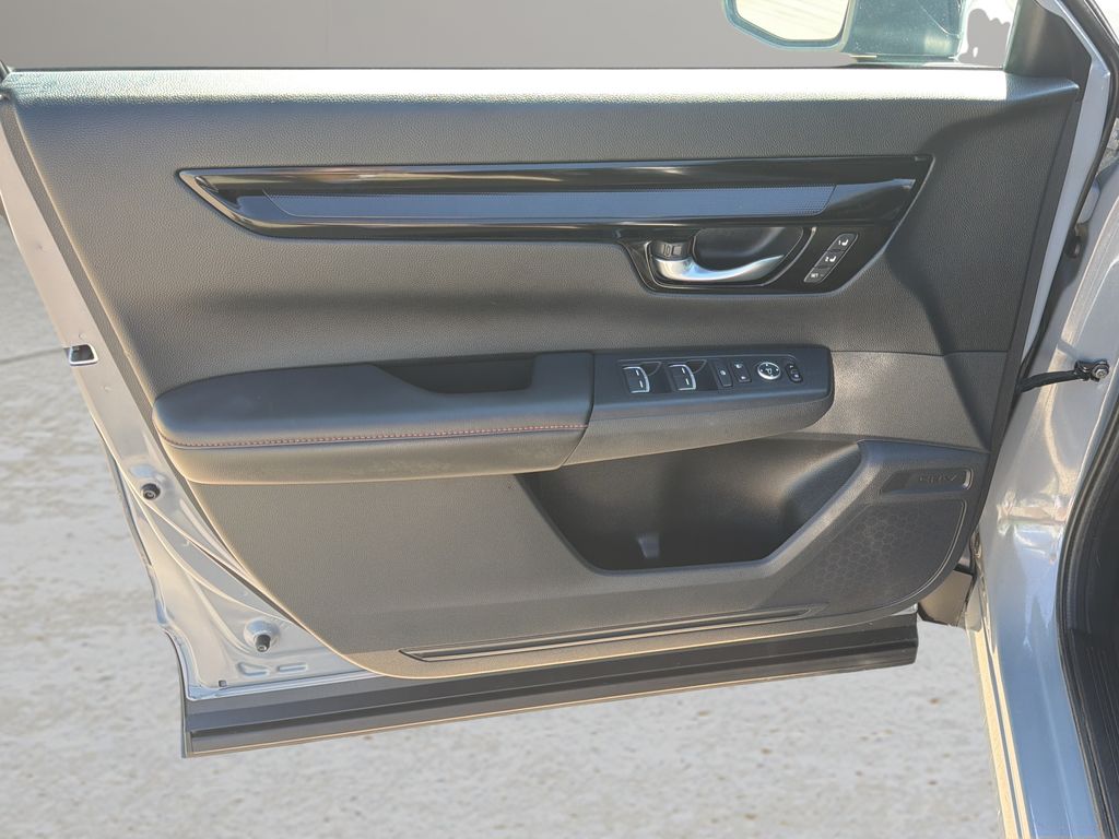 2025 Honda CR-V Sport Touring - Photo 17
