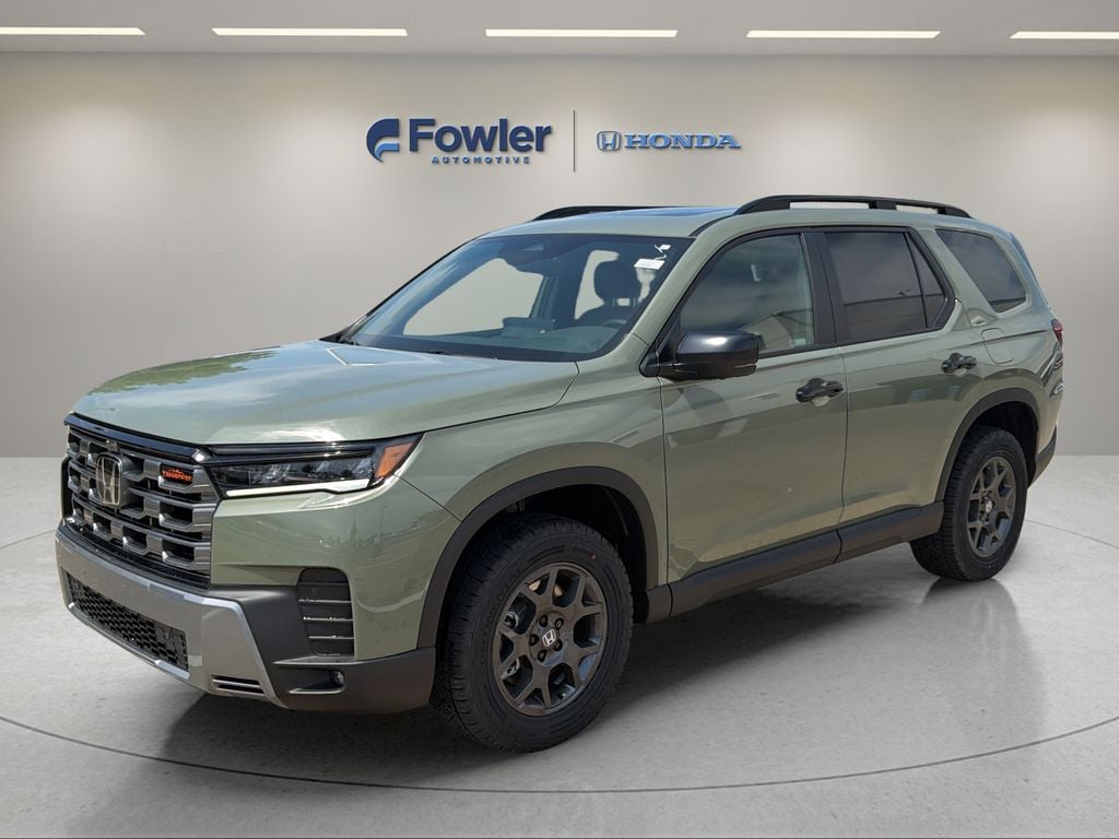 2026 Honda Pilot TrailSport AWD's photo