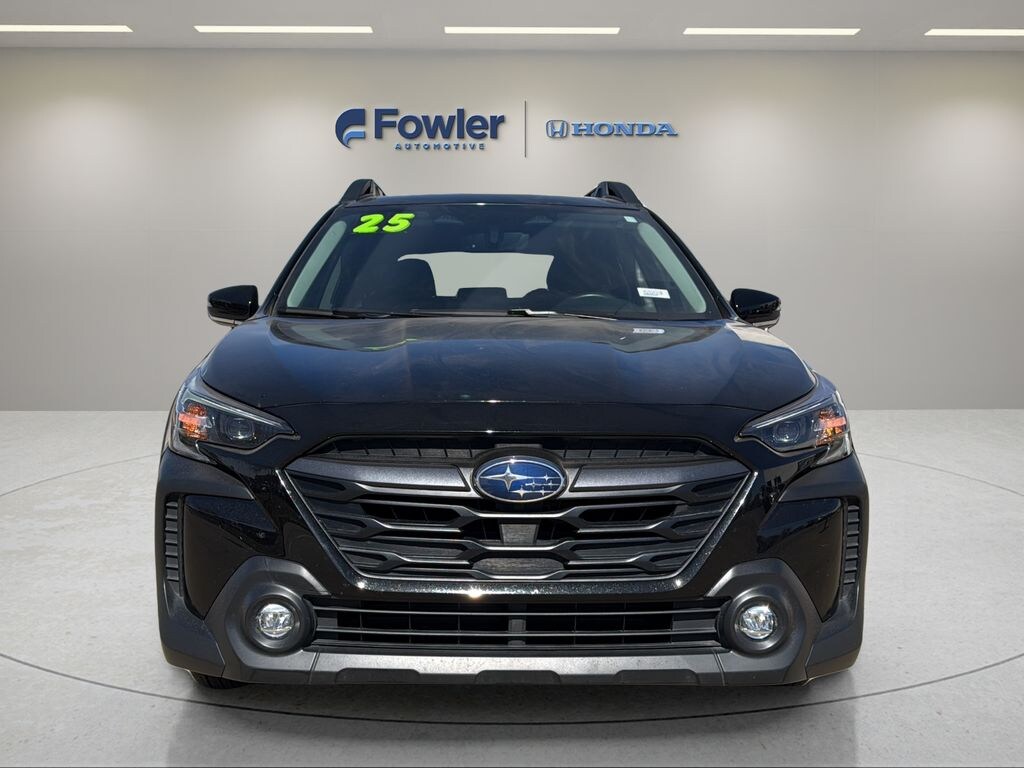 Used 2025 Subaru Outback Premium SUV