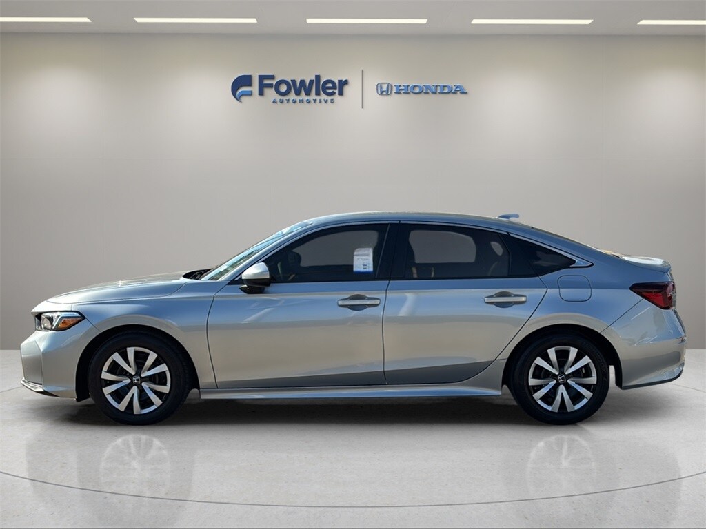 2025 Honda Civic LX photo 3