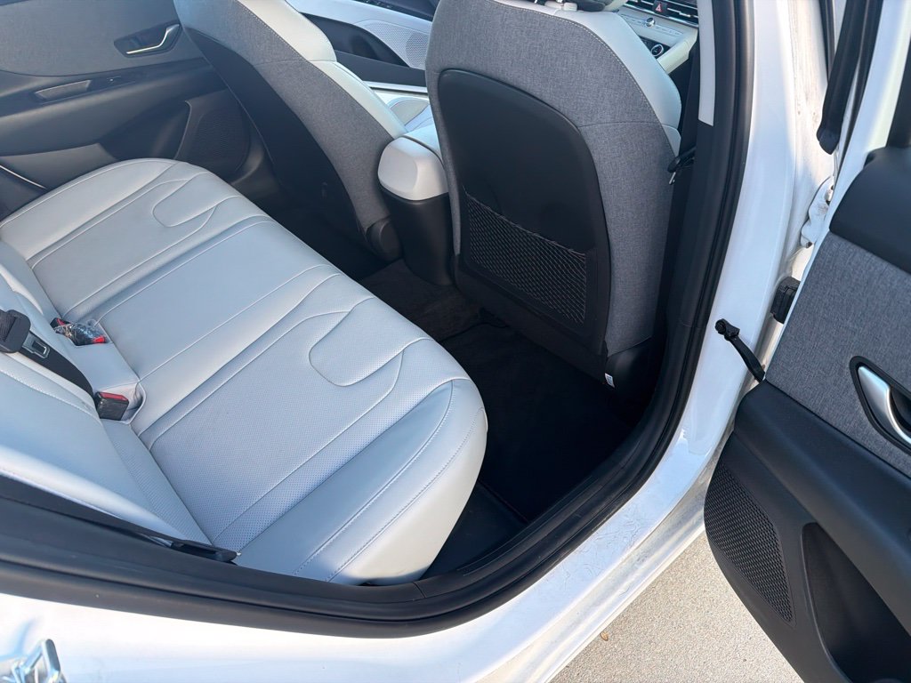 Used 2023 Hyundai Elantra HEV Limited Sedan