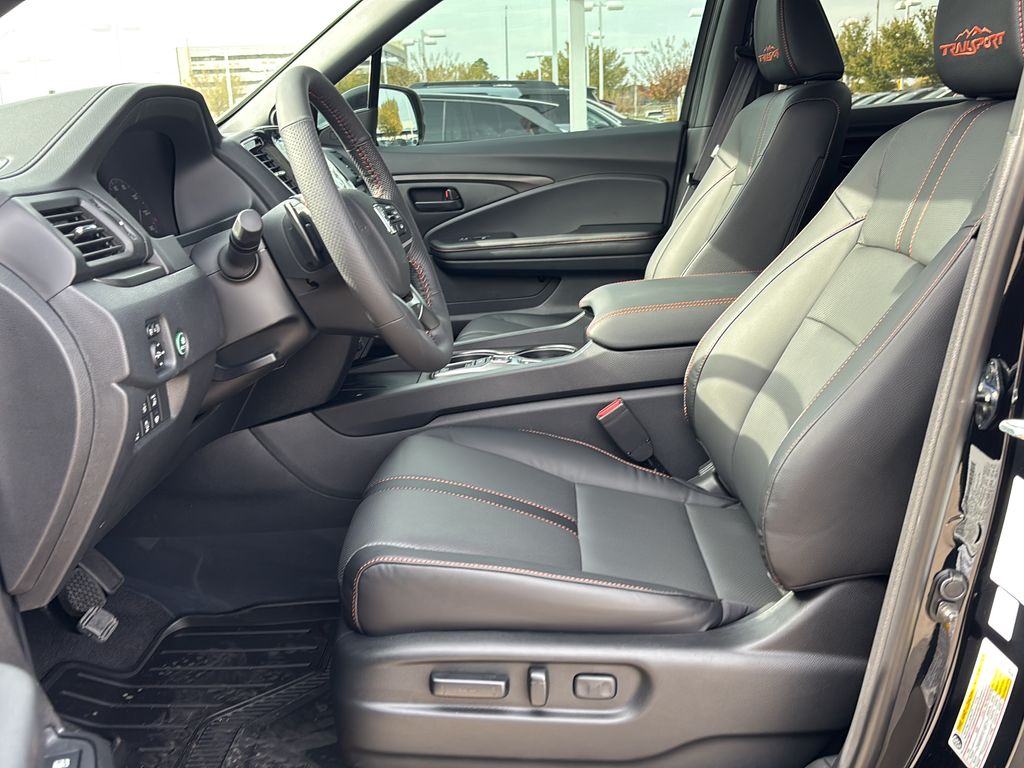 2026 Honda Ridgeline TrailSport - Photo 17