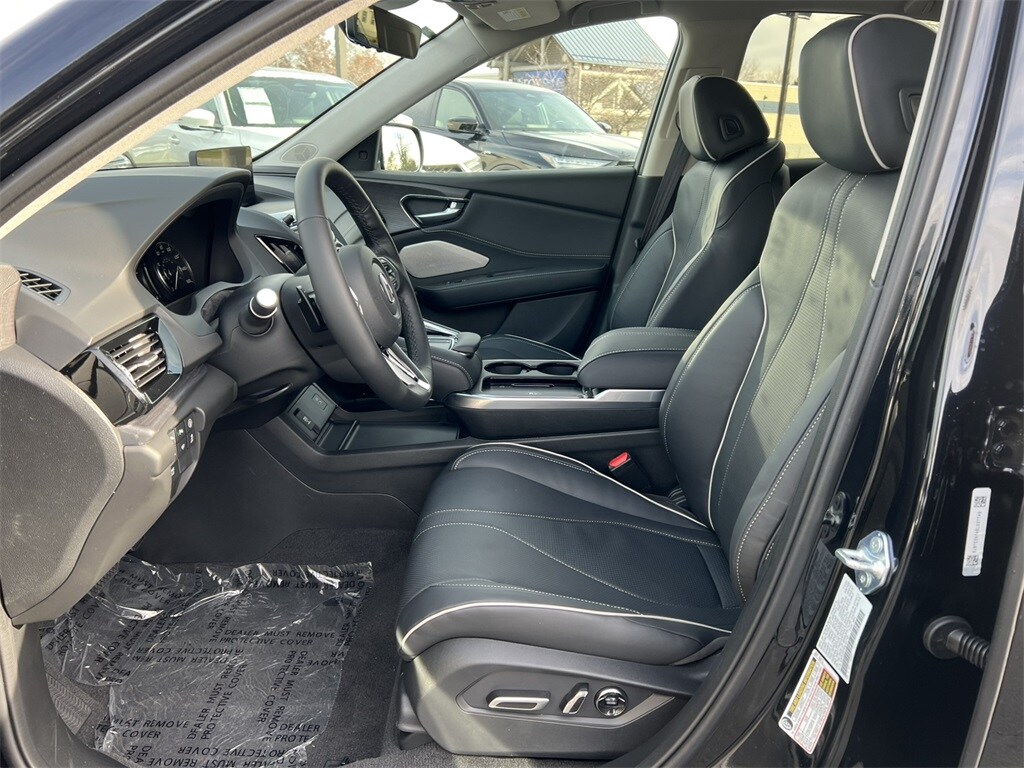 2025 Acura RDX Advance photo 2