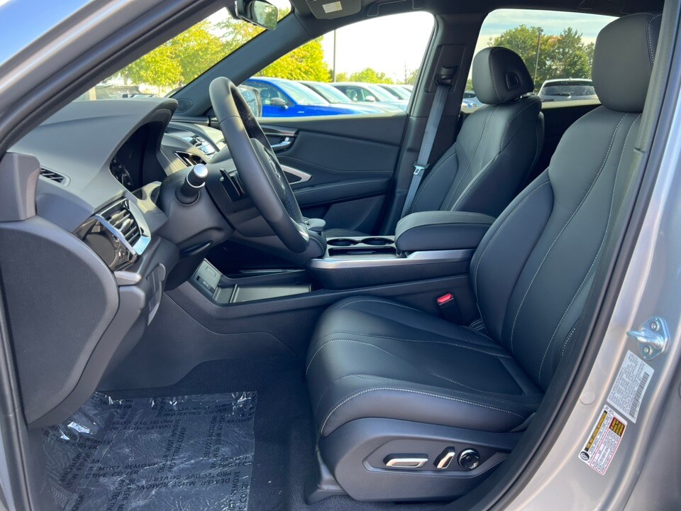 2025 Acura RDX photo 3