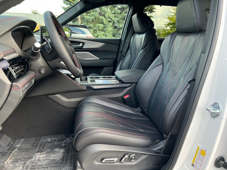 2026 Acura MDX SH-AWD A-Spec Advance photo 2