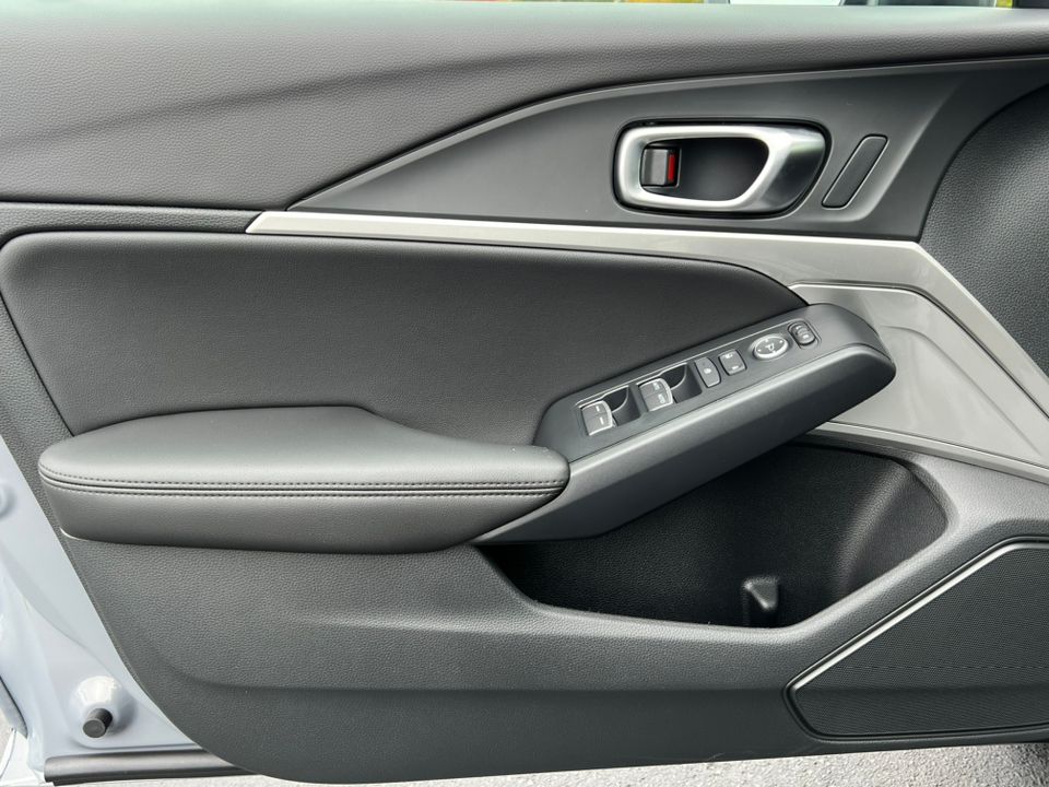 2026 Acura Integra Base - Photo 13