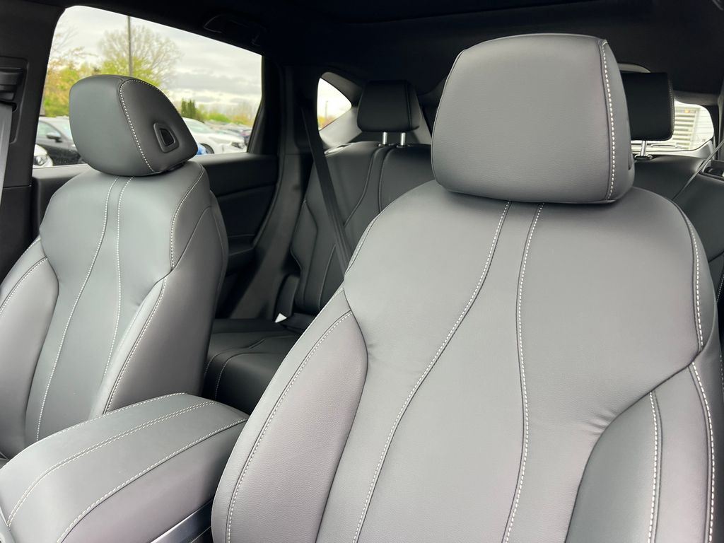 2026 Acura RDX Base - Photo 13