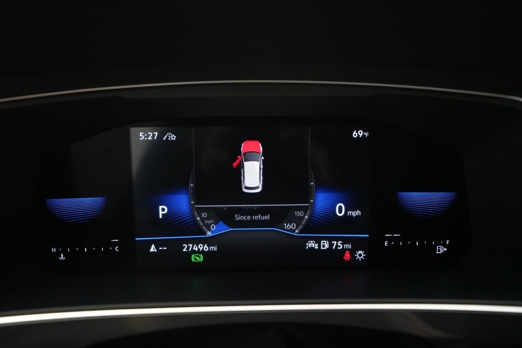 2023 Volkswagen Tiguan SE R-Line Black photo 2