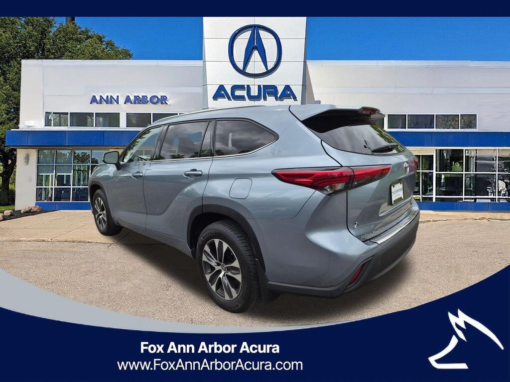 Used 2020 Toyota Highlander XLE SUV