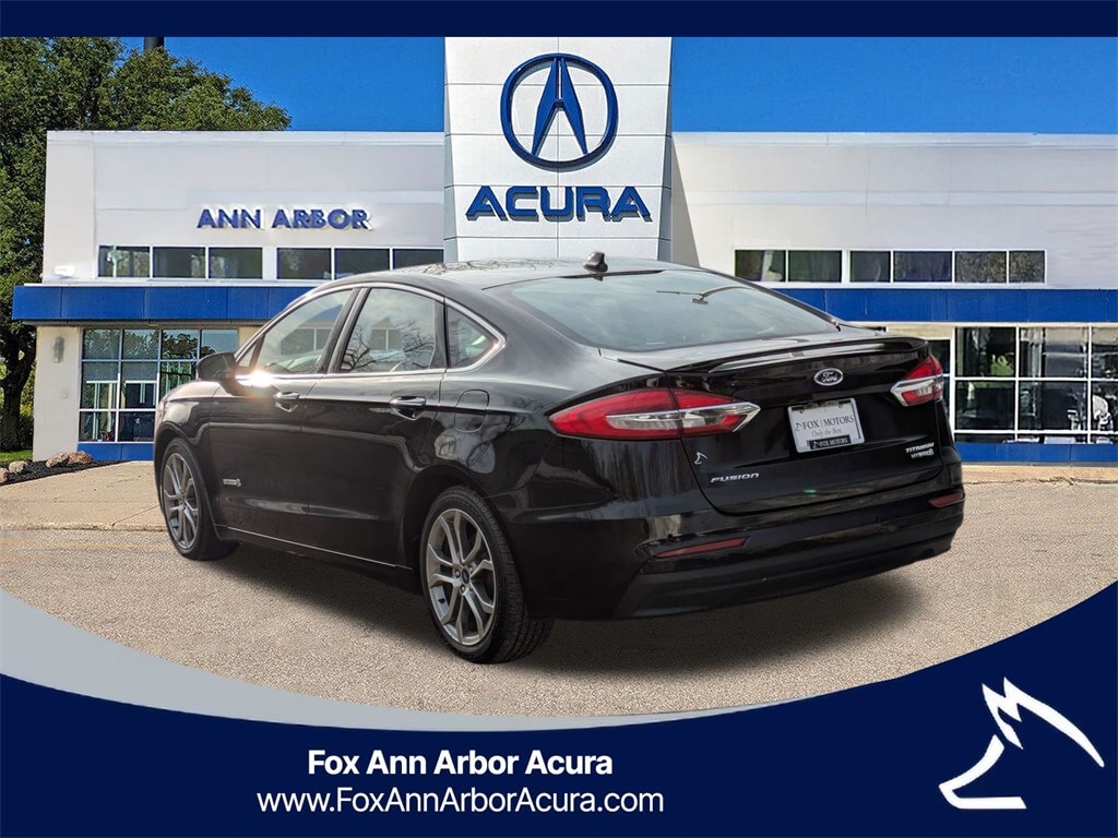 Used 2019 Ford Fusion Hybrid Titanium Sedan